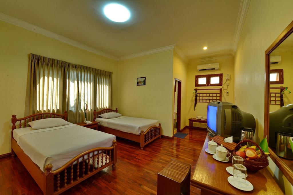 Win Unity Resort Hotel Monywa Δωμάτιο φωτογραφία